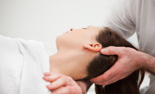 Ročna masaža vratu